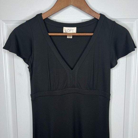 Loft Women's Black Flutter Cap Sleeve Side Zip V-Neck Midi Dress Size 0‎ - Picture 3 of 15